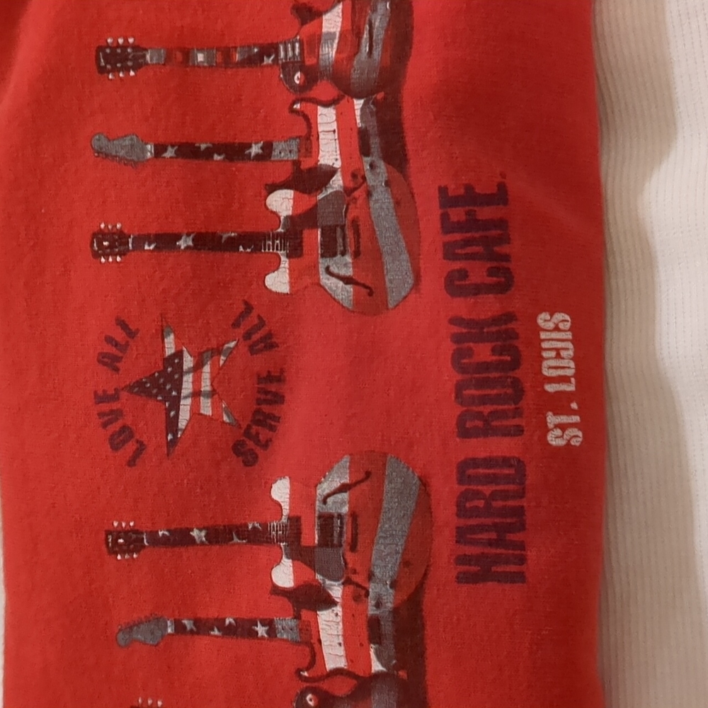 Red Hard Rock Cafe Girl's Tshirt - Picture 8 of 9